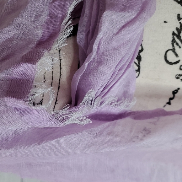 Nordstrom Light Purple/Lilac Lightweight Scarf NWT - Picture 3 of 5
